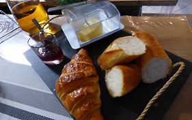 Les Petites brosses