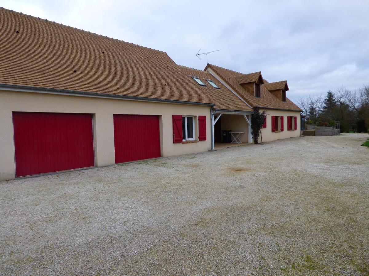 Bed and Breakfast Les Petites brosses à Montbizot Extérieur photo